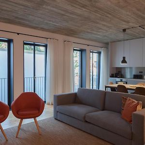 Feels Like Home Intendente Cozy Industrial Flat